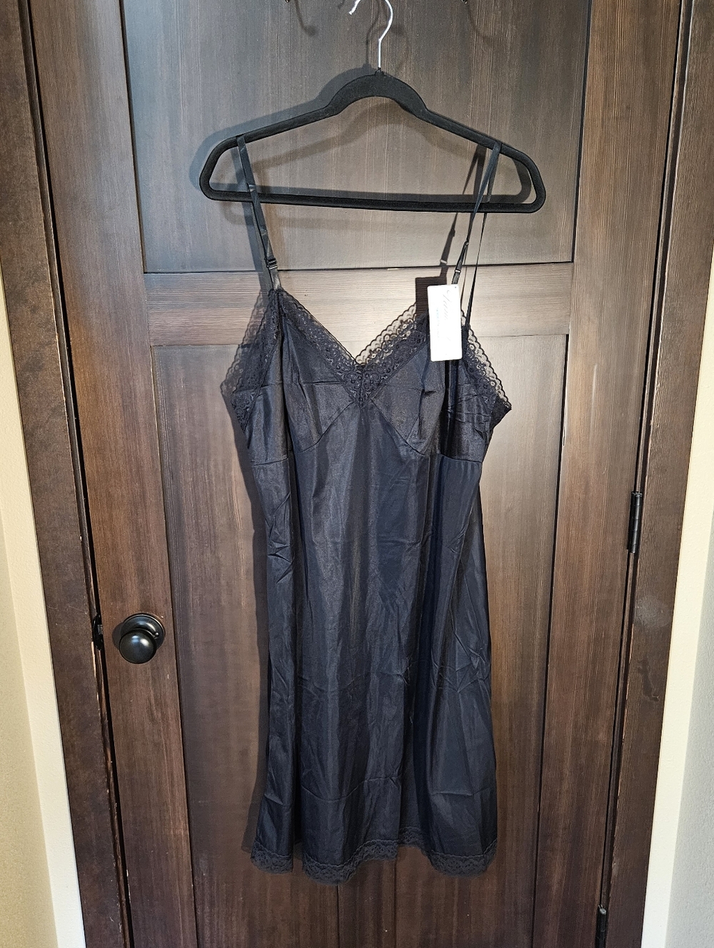 NWT Women's Vanity Fair Rosette Black Satin & Lace Full Slip 10-103 Size 24" 2XL